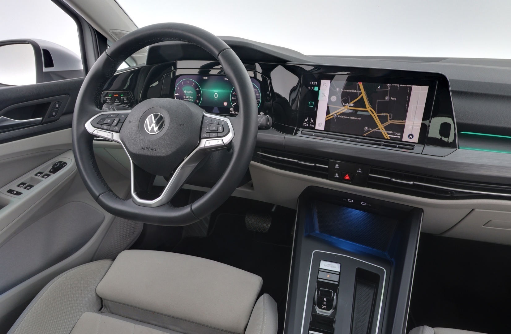 VOLKSWAGEN Golf 2021