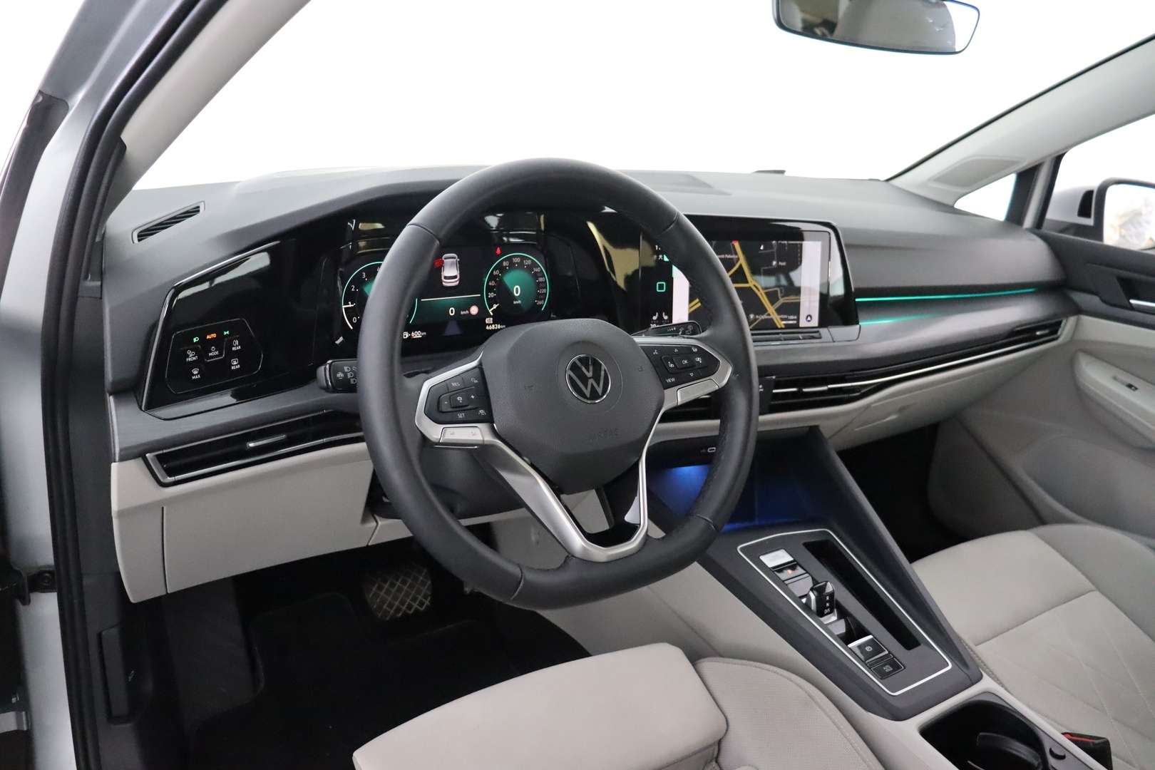 VOLKSWAGEN Golf 2021