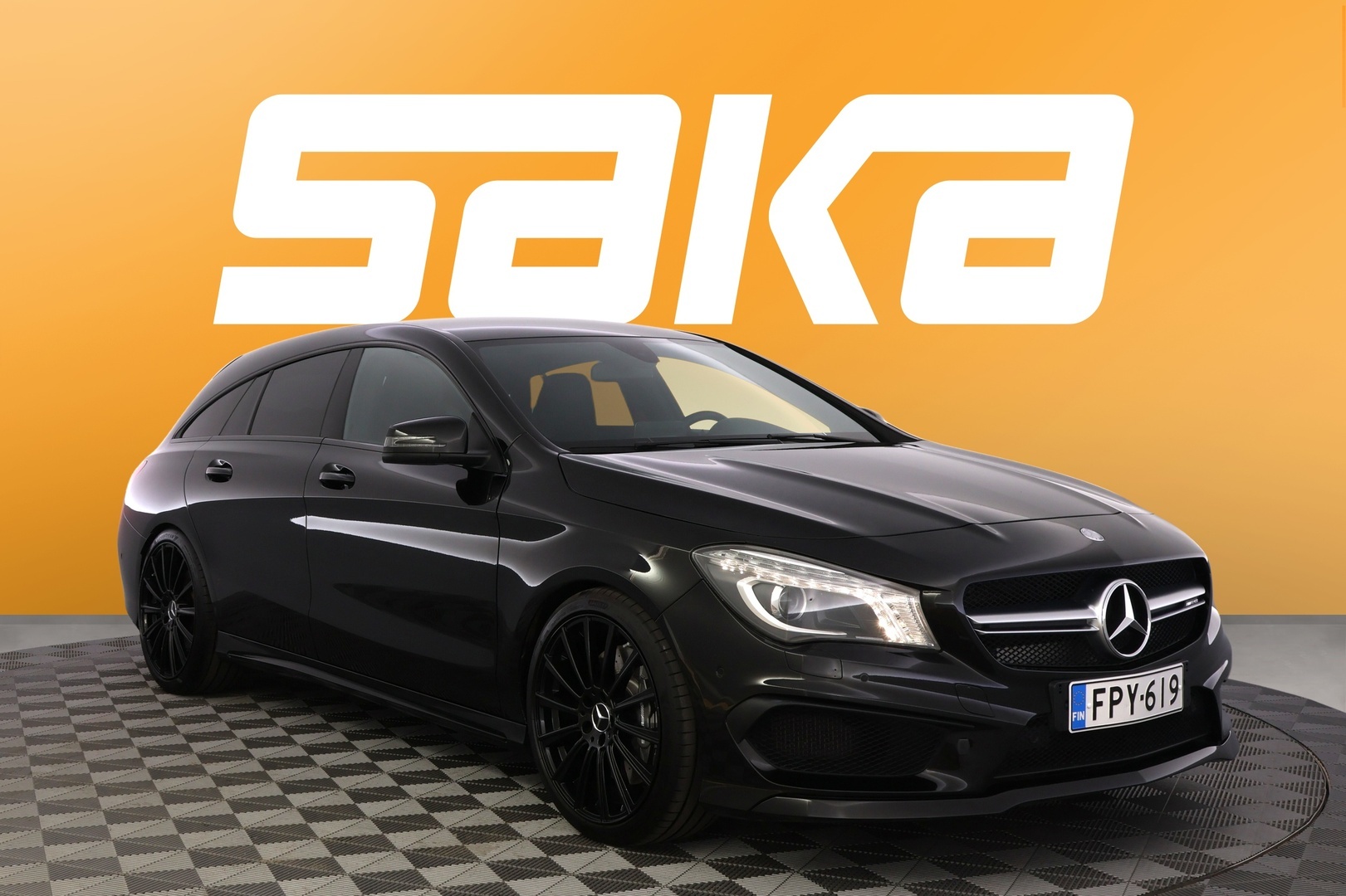 MERCEDES-BENZ CLA 45 AMG 2016