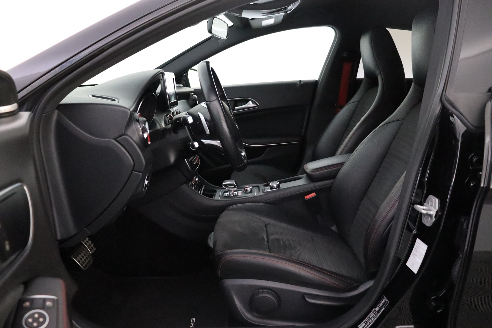 MERCEDES-BENZ CLA 45 AMG 2016
