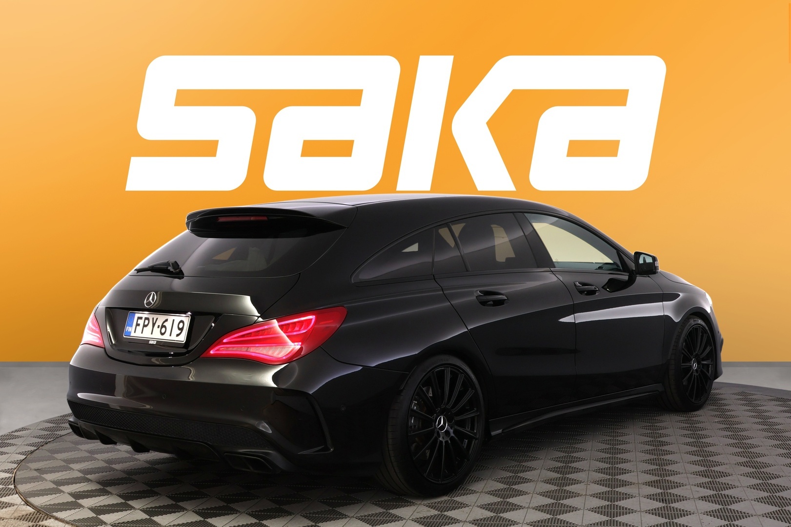 MERCEDES-BENZ CLA 45 AMG 2016