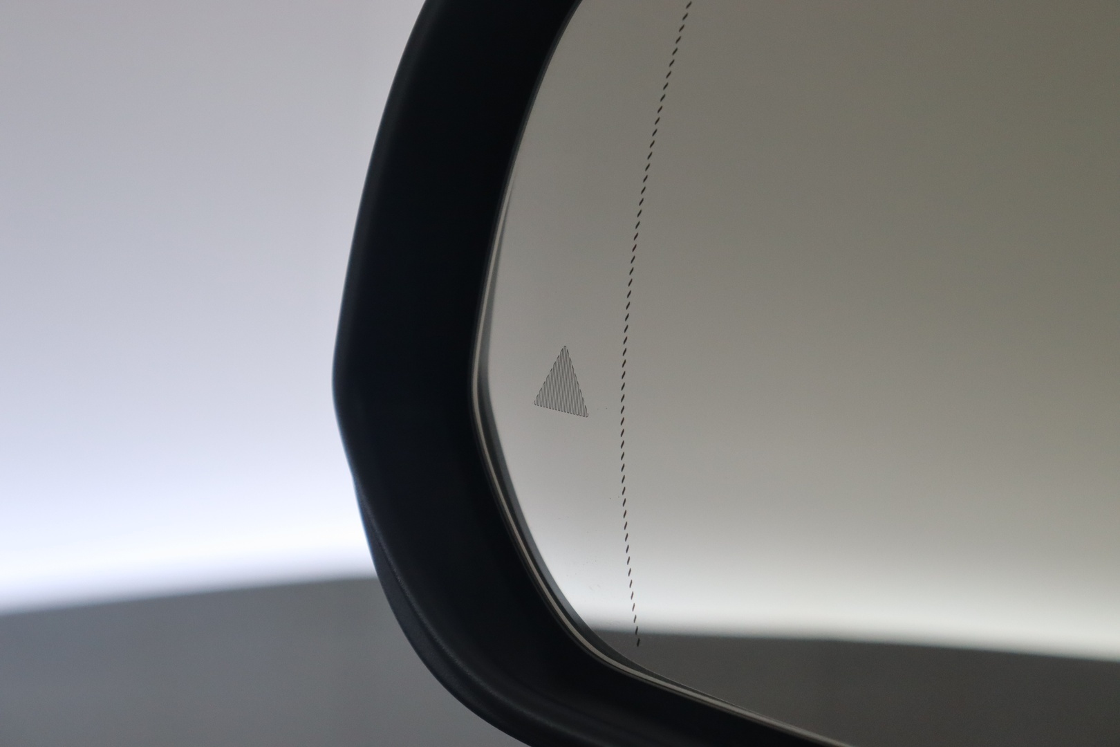 MERCEDES-BENZ EQE SUV 2023