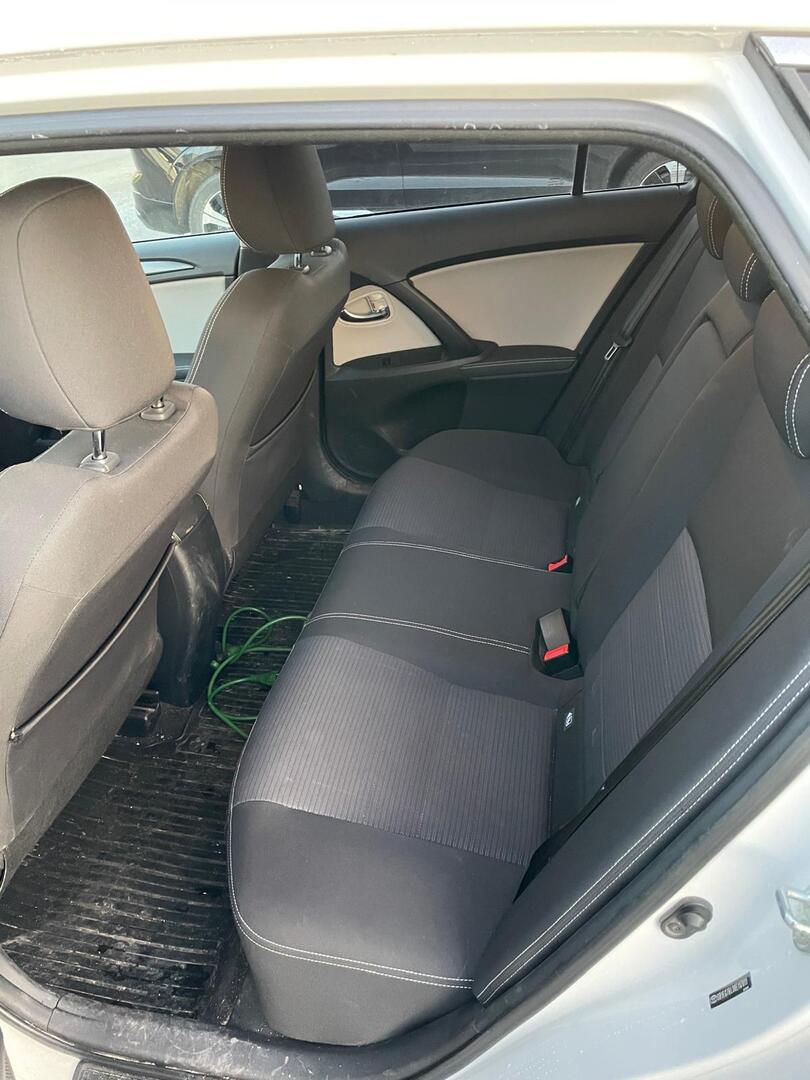 TOYOTA Avensis 2016