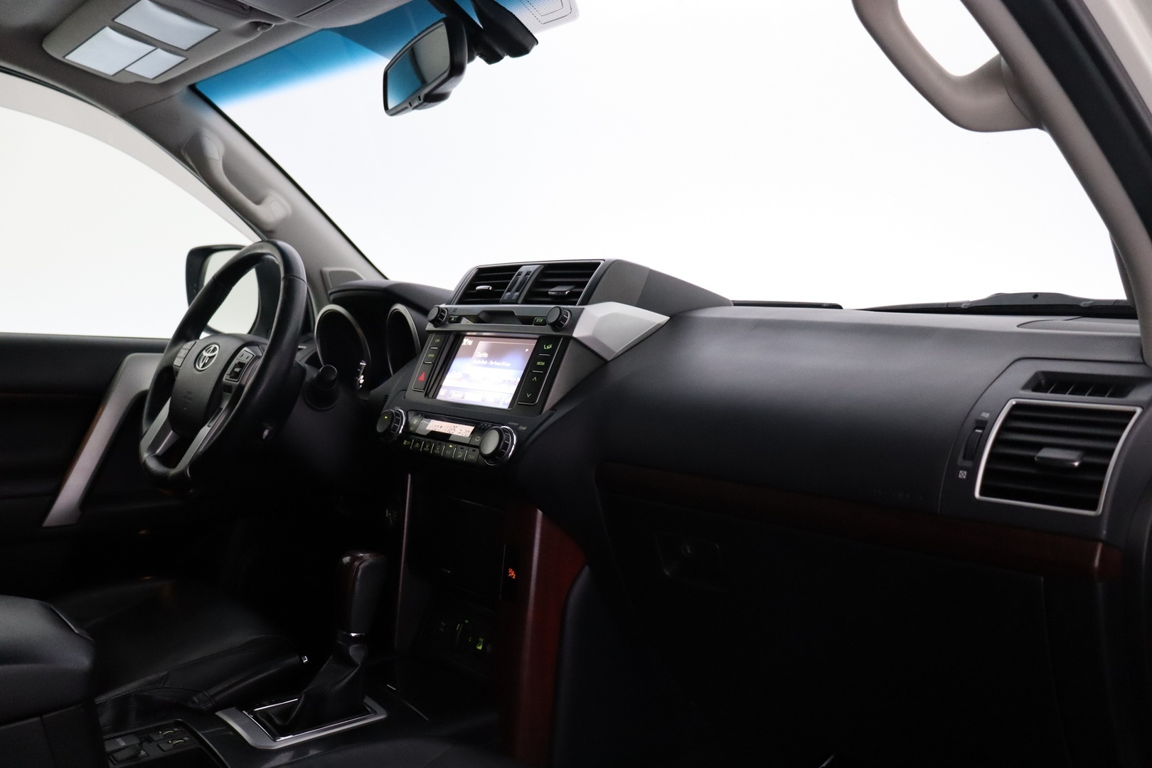TOYOTA Land Cruiser 2016