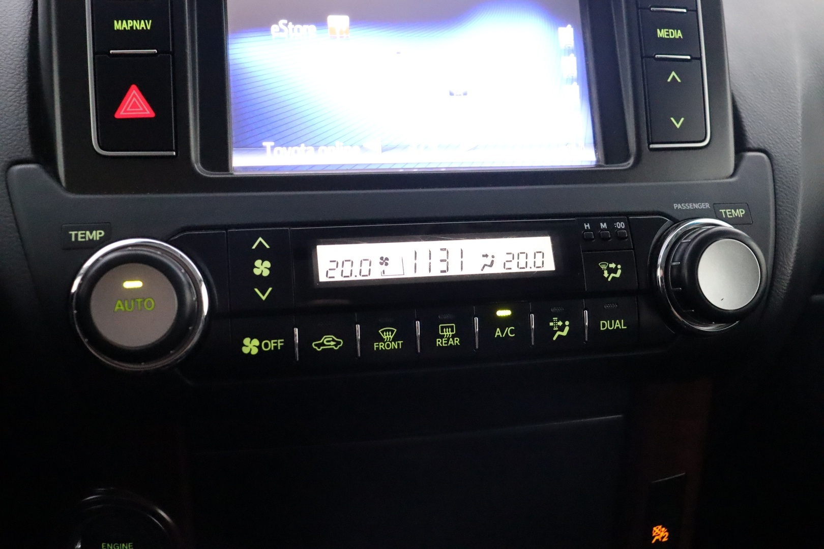 TOYOTA Land Cruiser 2016