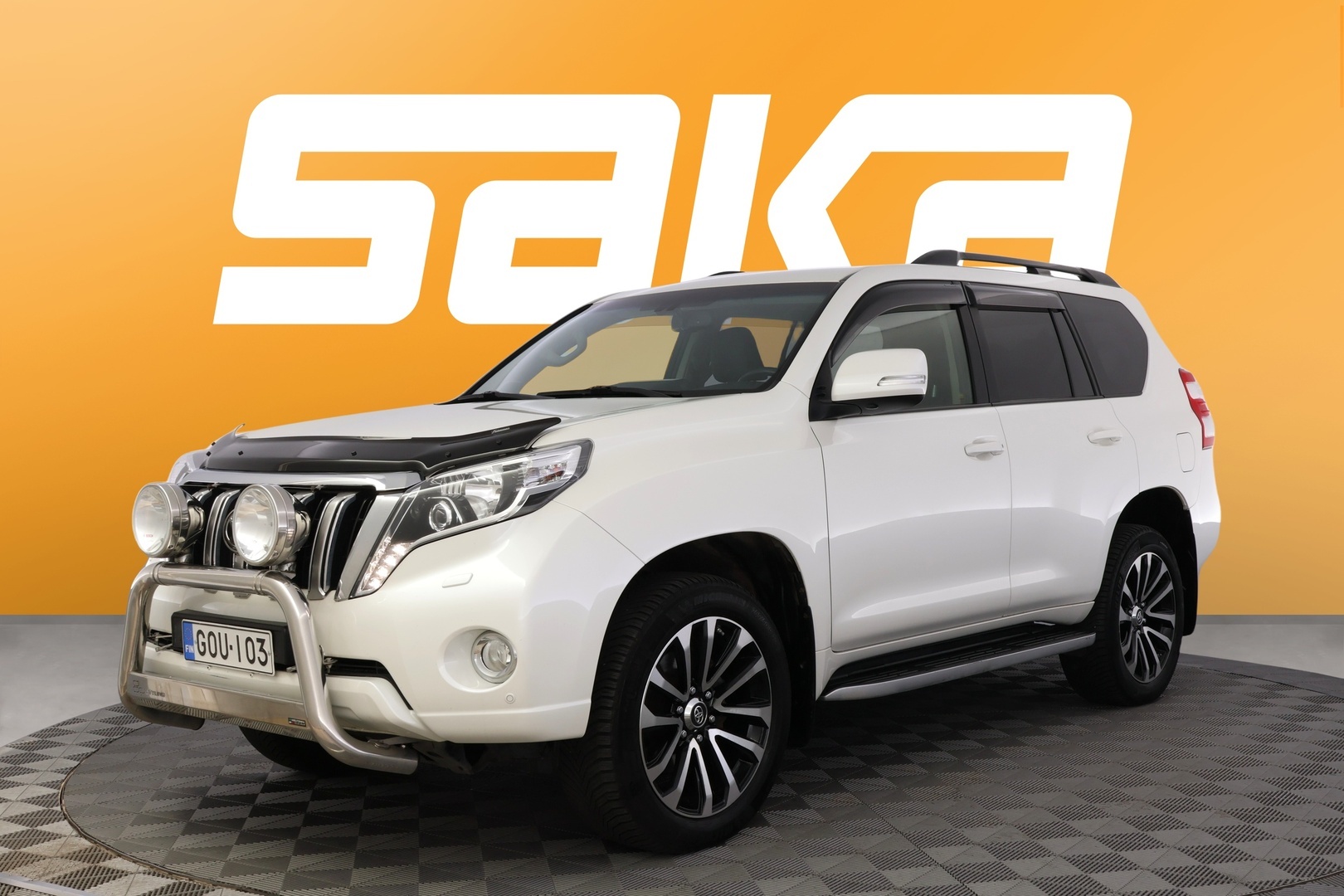 TOYOTA Land Cruiser 2016