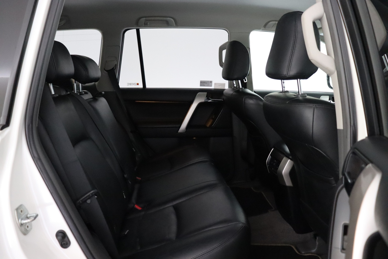 TOYOTA Land Cruiser 2013