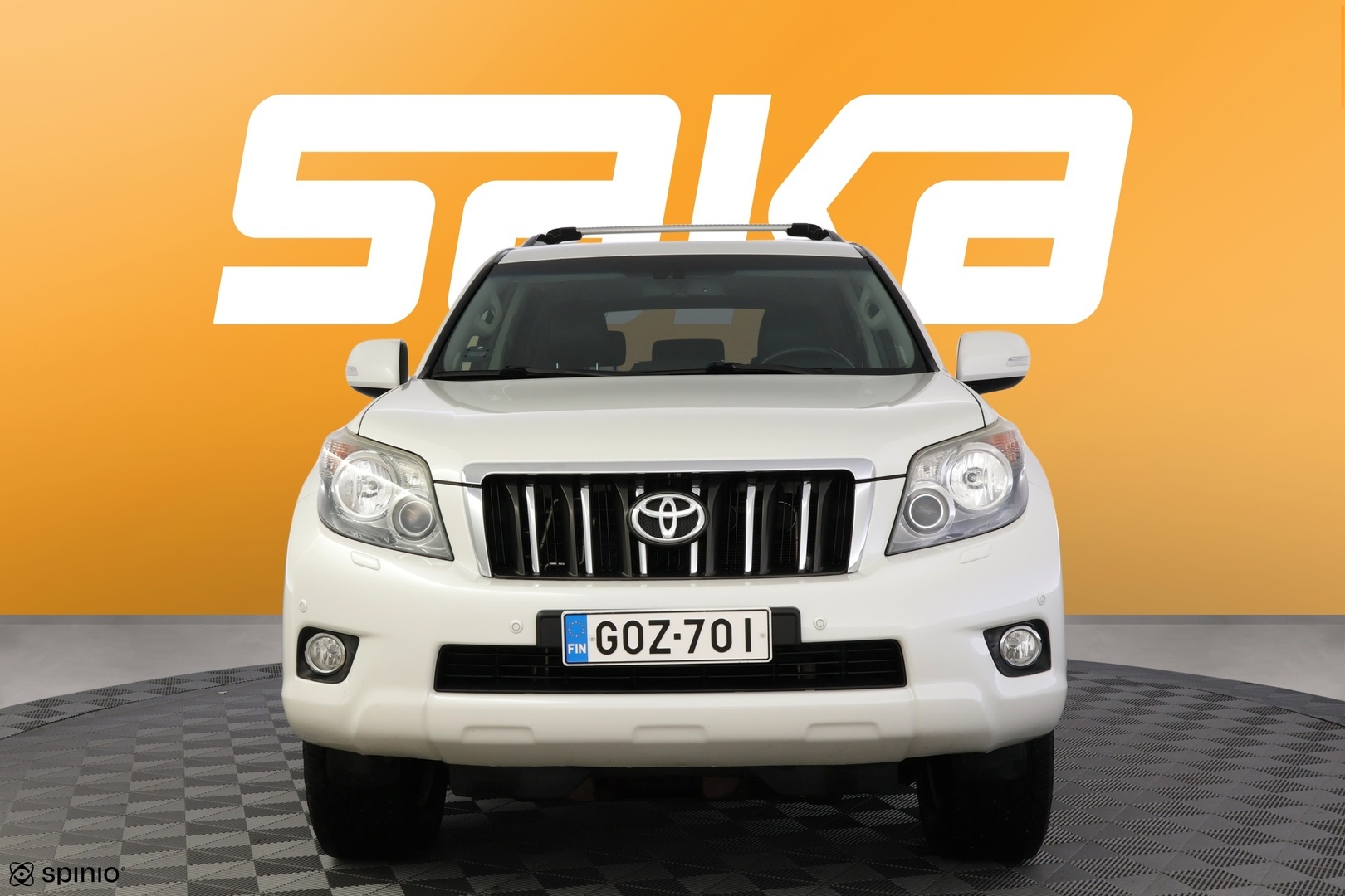 TOYOTA Land Cruiser 2013