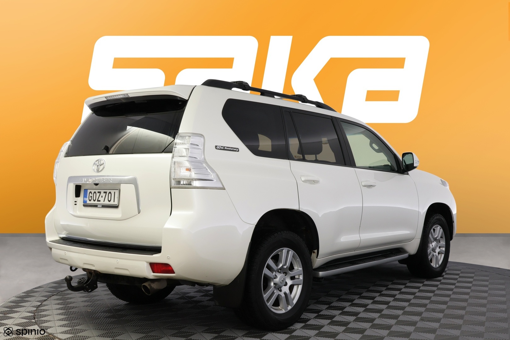 TOYOTA Land Cruiser 2013