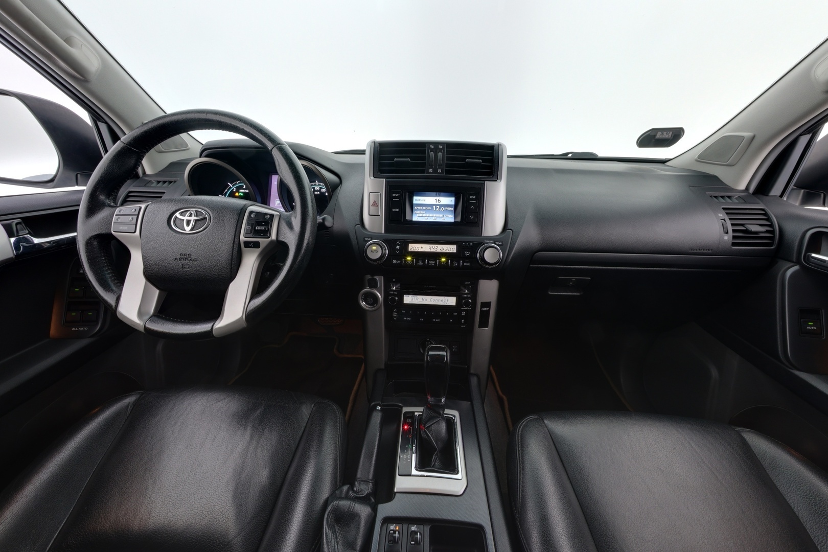 TOYOTA Land Cruiser 2013