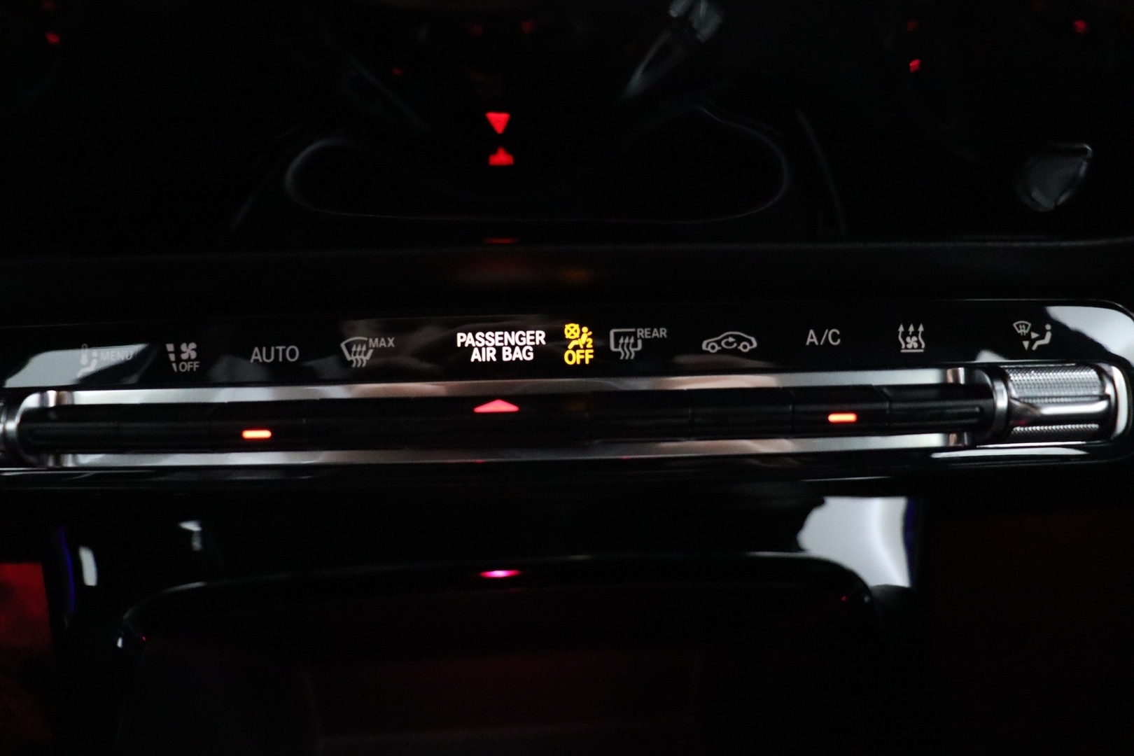 MERCEDES-BENZ CLA 2023