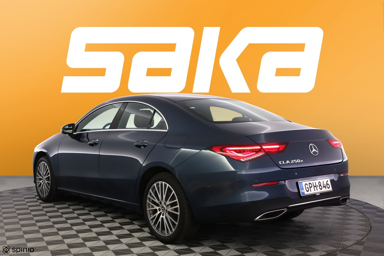 MERCEDES-BENZ CLA 2023