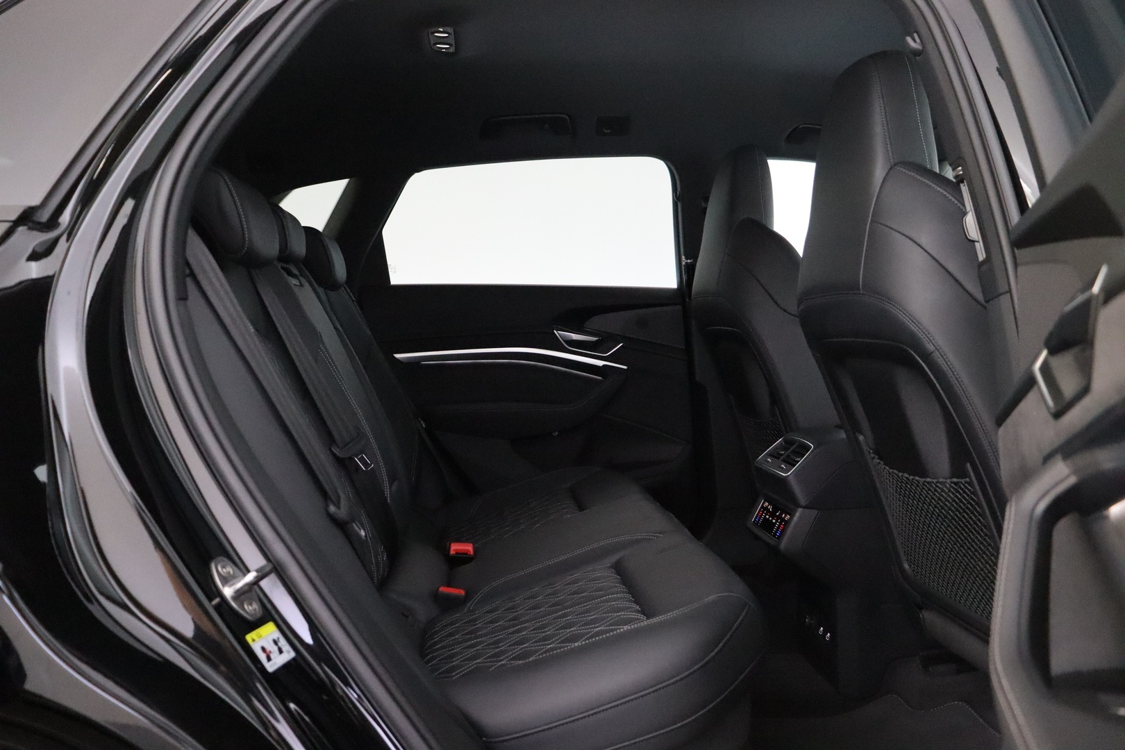 AUDI Q8 e-tron 2024