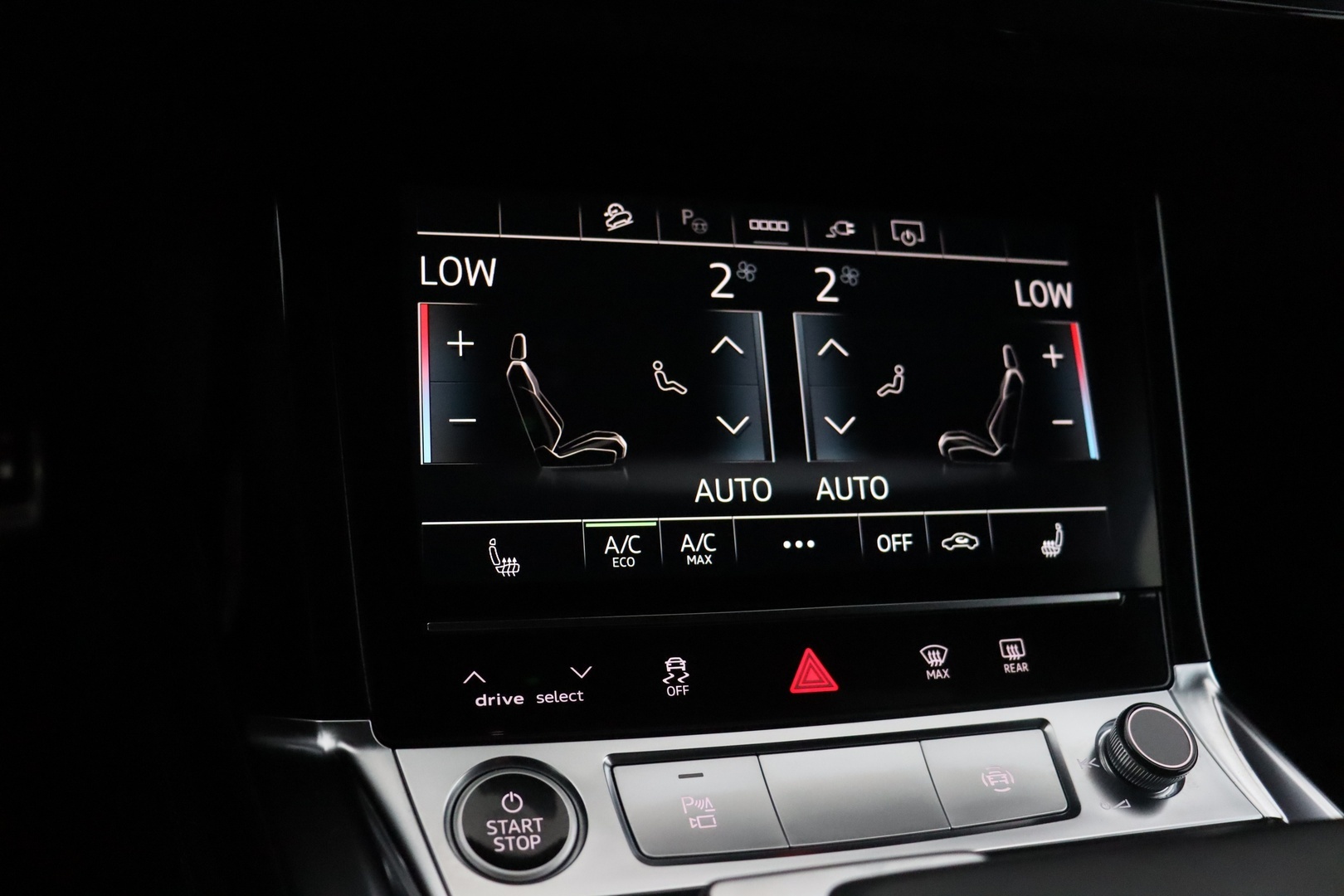 AUDI Q8 e-tron 2024