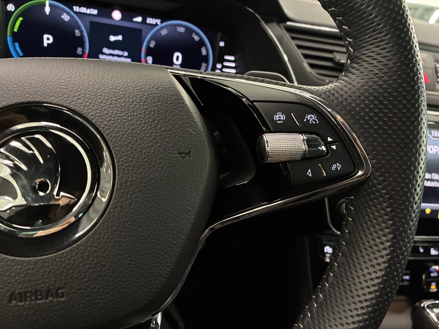 SKODA Superb 2024
