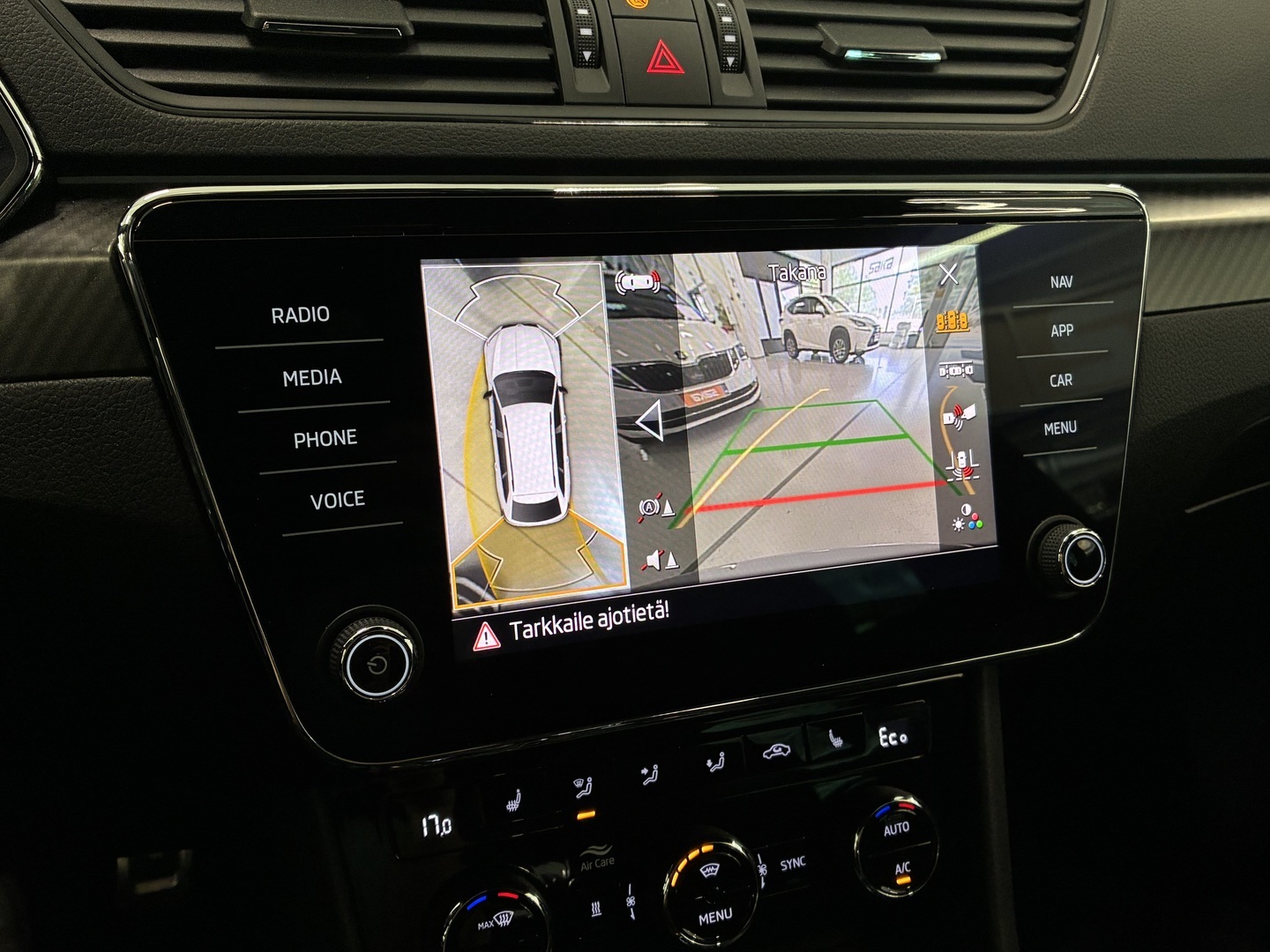 SKODA Superb 2024
