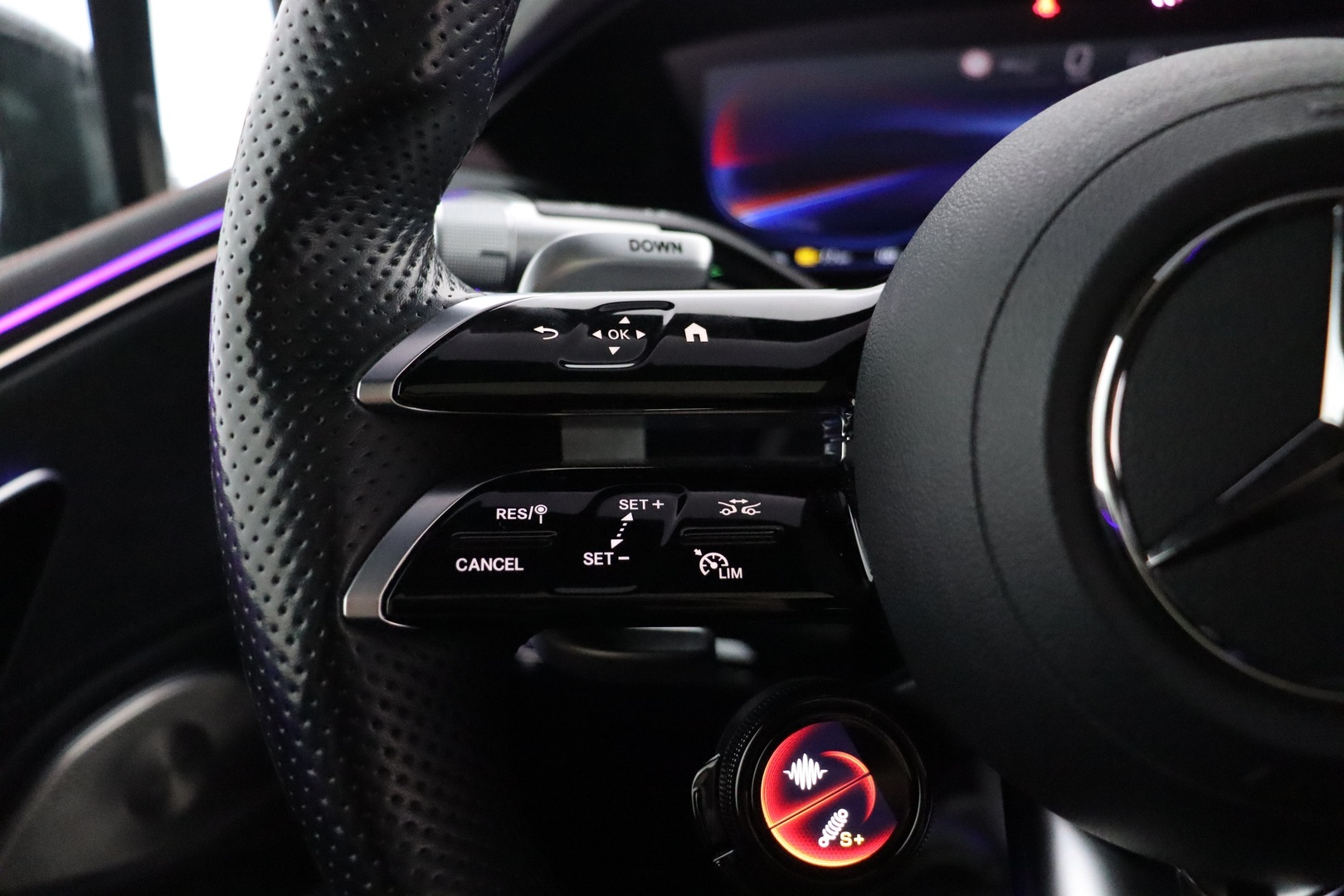 MERCEDES-BENZ EQS 2022