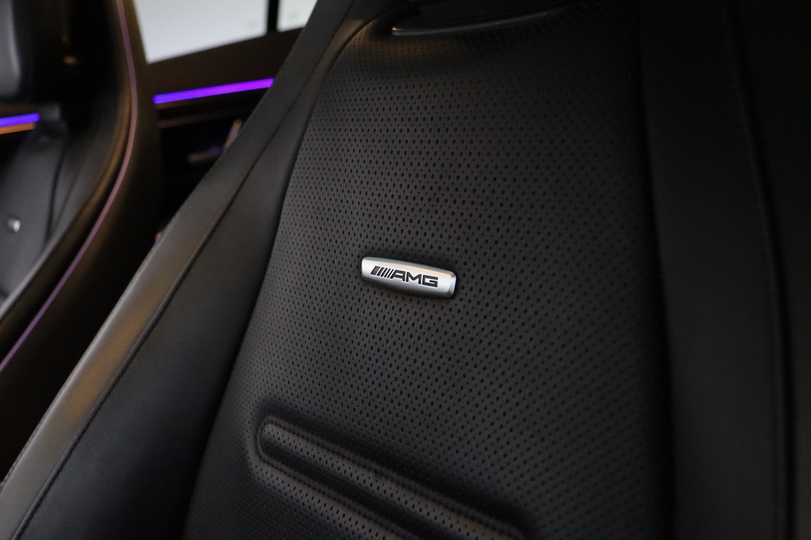 MERCEDES-BENZ EQS 2022