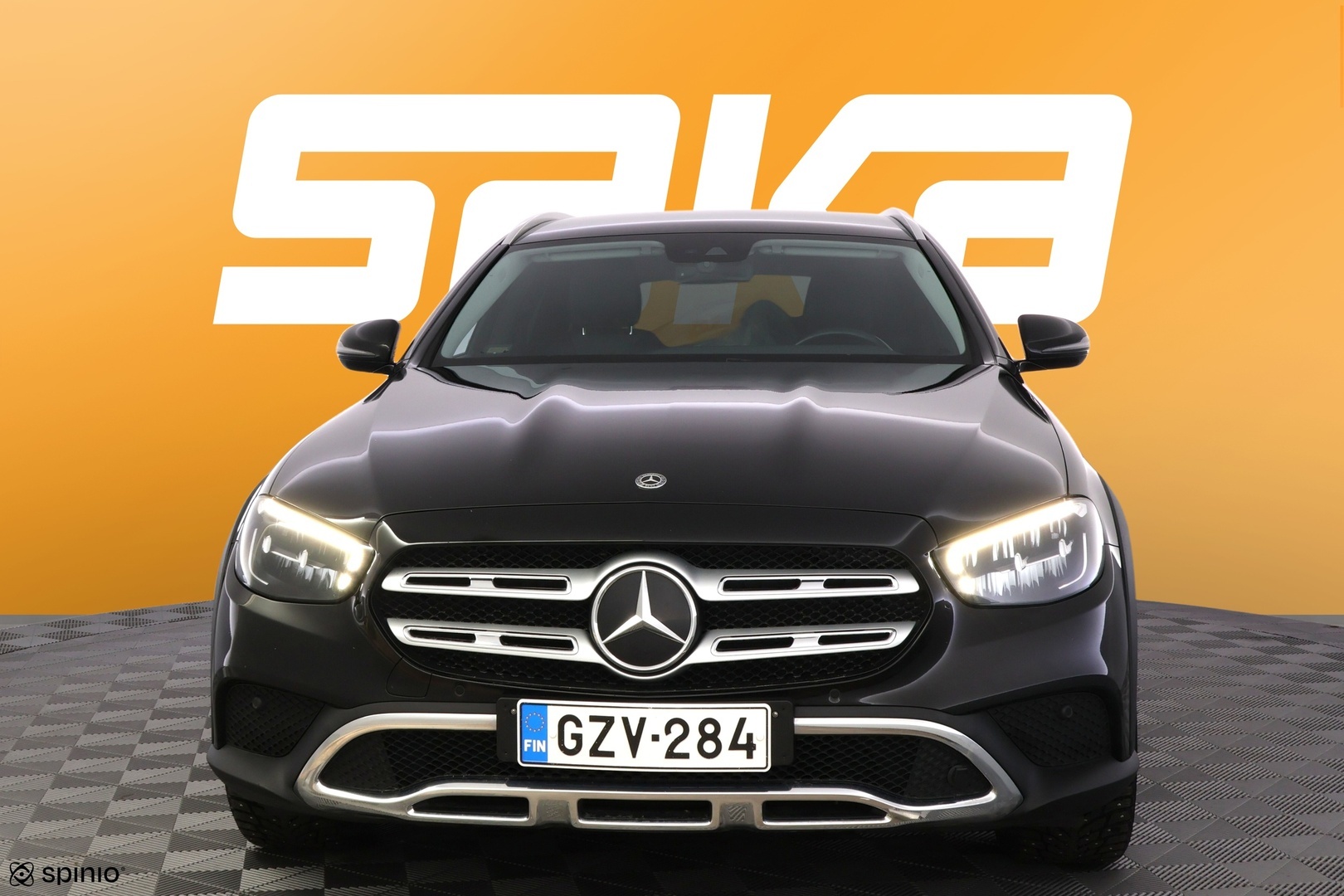 MERCEDES-BENZ E 2021