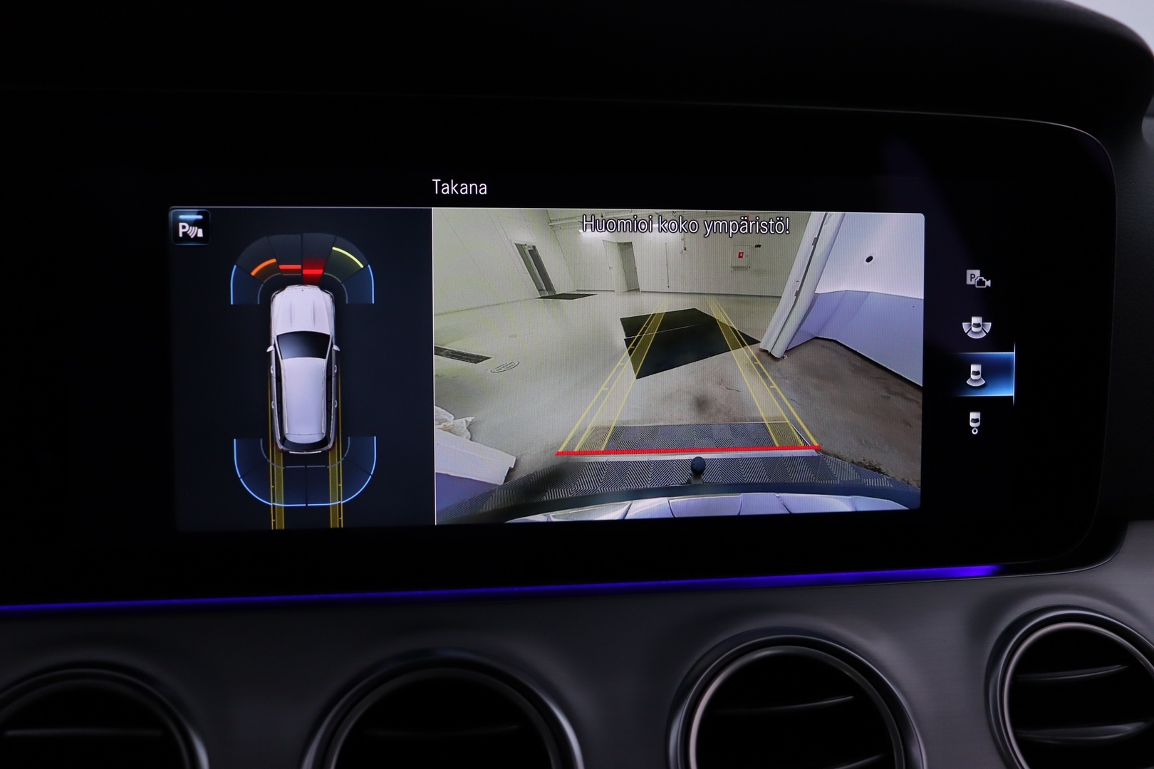 MERCEDES-BENZ E 2021