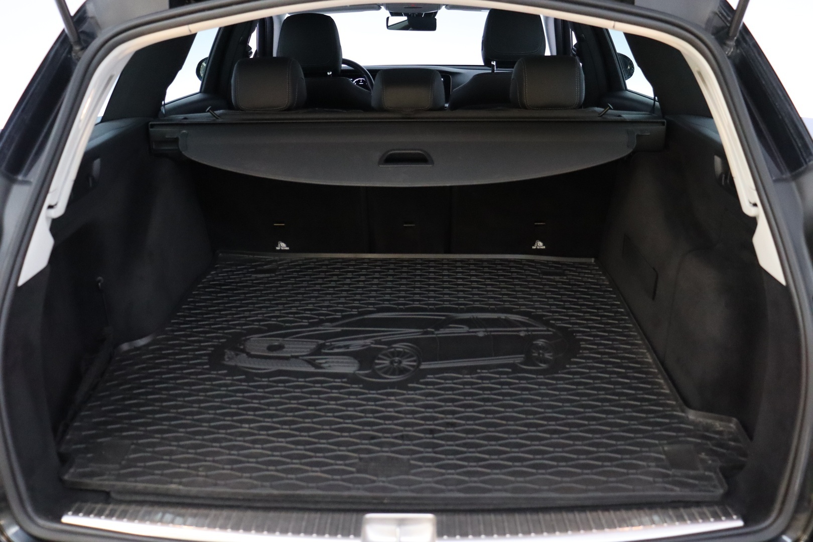 MERCEDES-BENZ E 2021