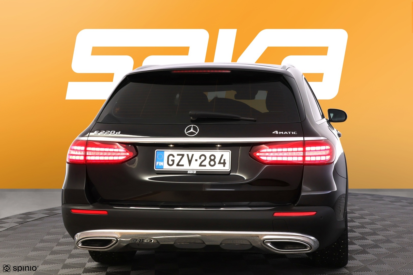 MERCEDES-BENZ E 2021