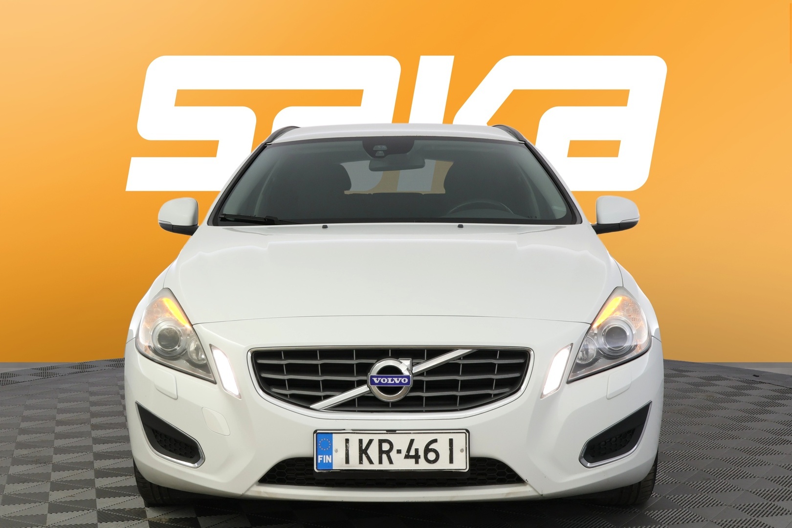 VOLVO V60 2013