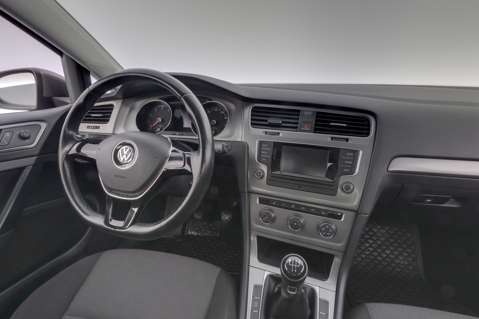 VOLKSWAGEN Golf 2014