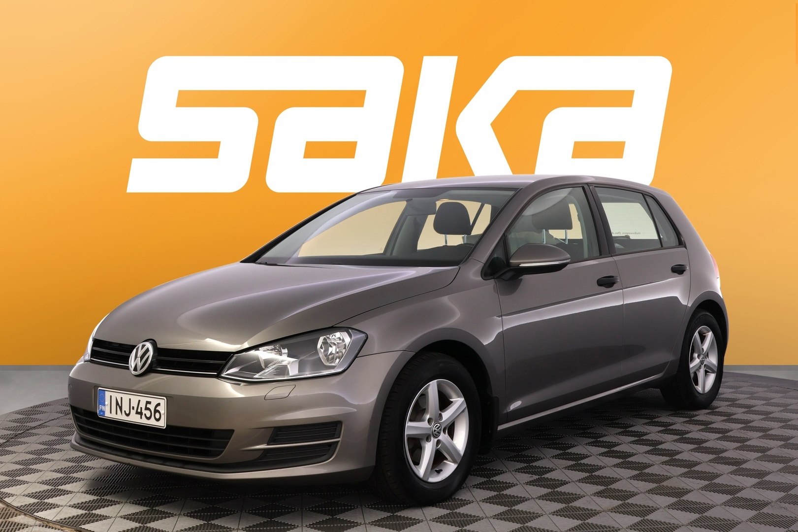 VOLKSWAGEN Golf 2014