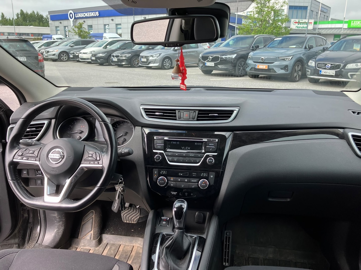 NISSAN Qashqai 2018