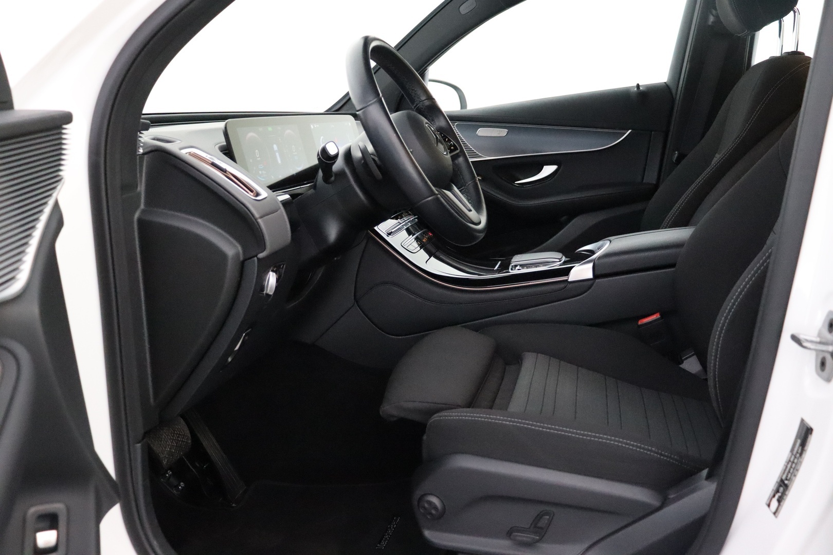 MERCEDES-BENZ EQC 2022