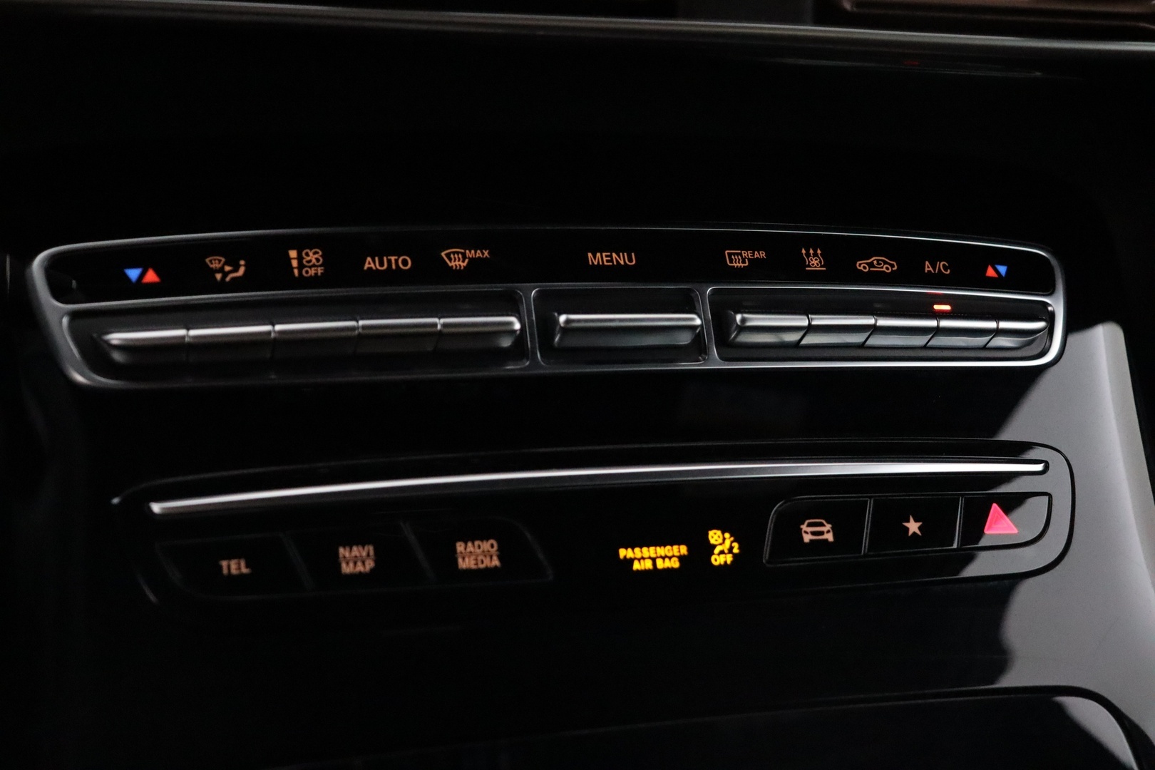 MERCEDES-BENZ EQC 2022