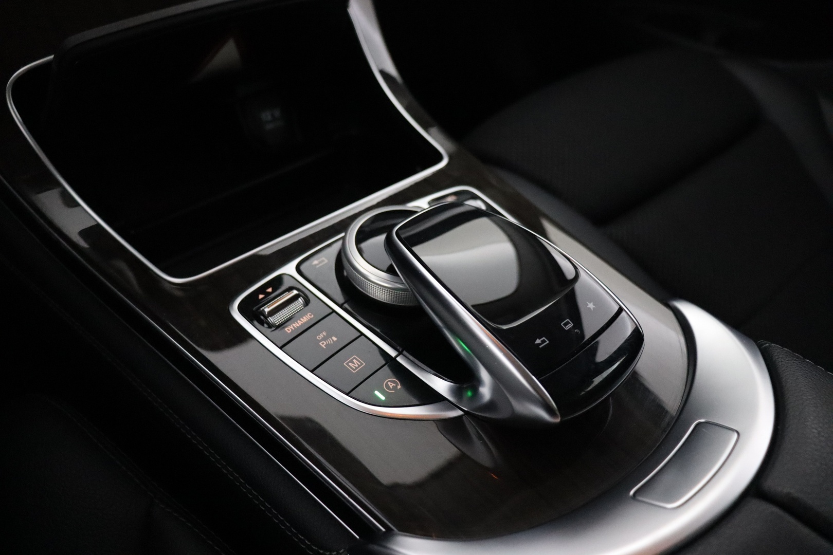MERCEDES-BENZ GLC 2015
