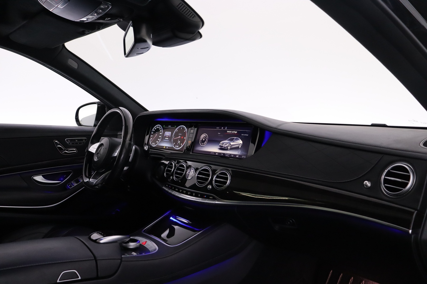 MERCEDES-BENZ S 2017