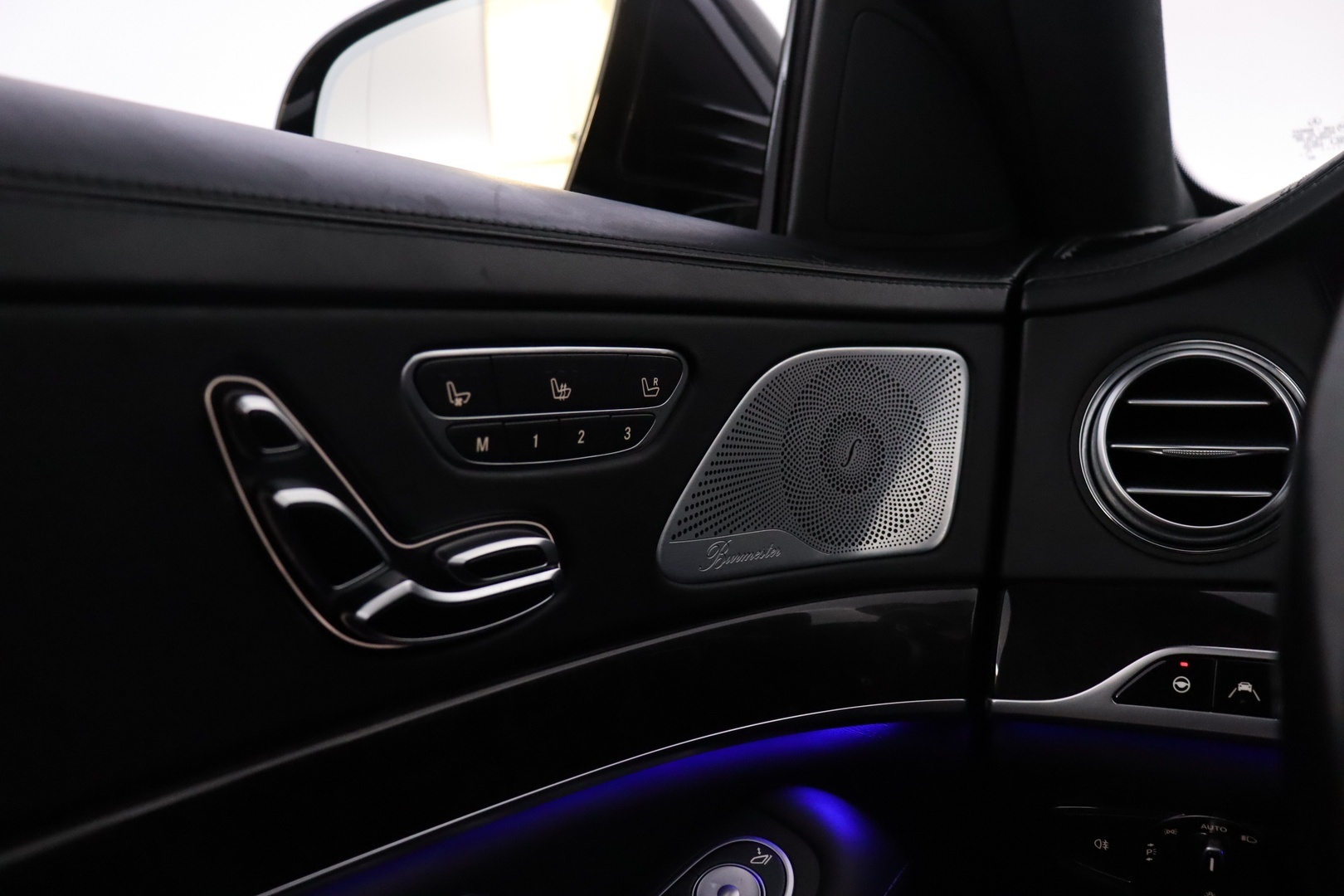 MERCEDES-BENZ S 2017
