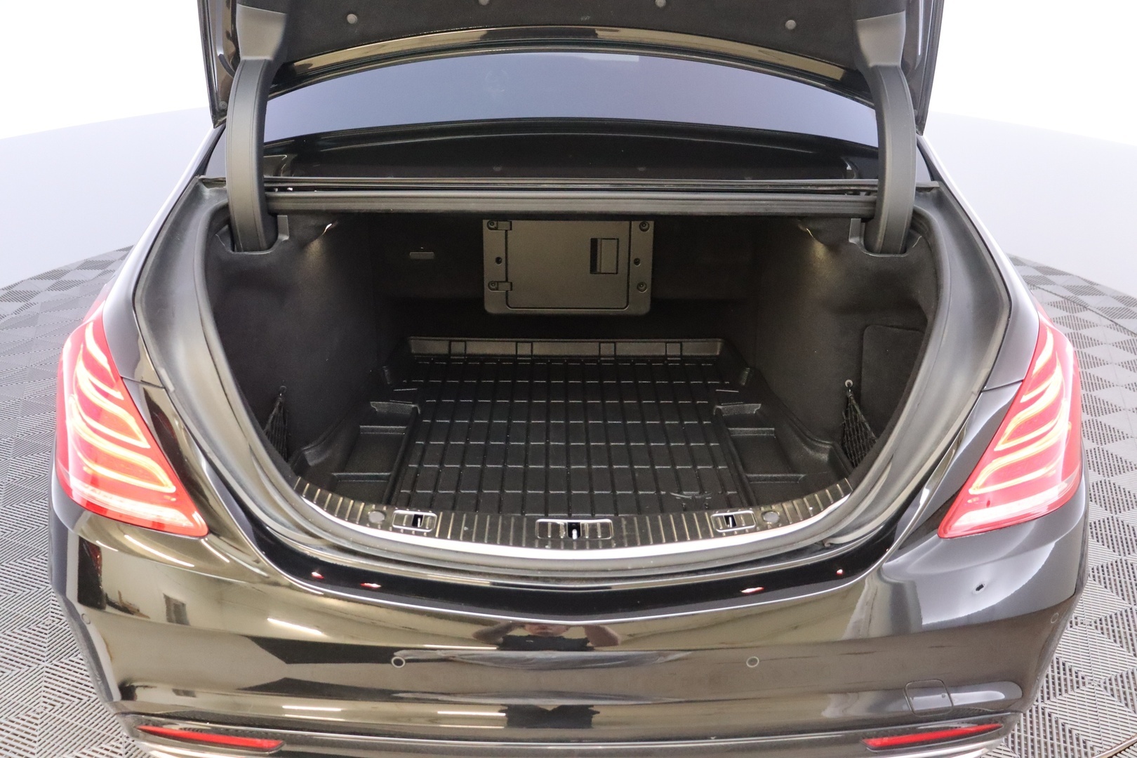 MERCEDES-BENZ S 2017
