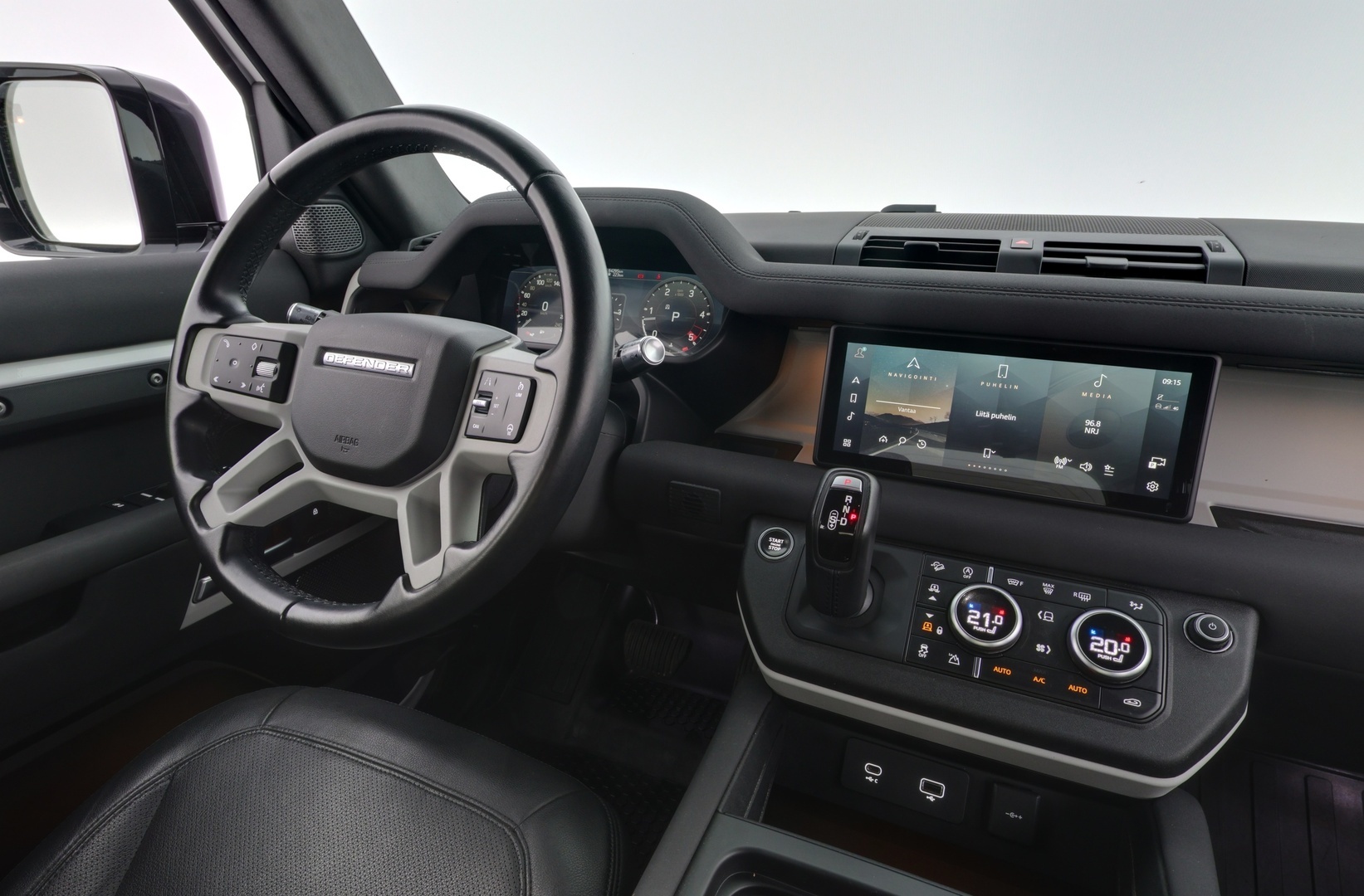 LAND ROVER Defender 2022