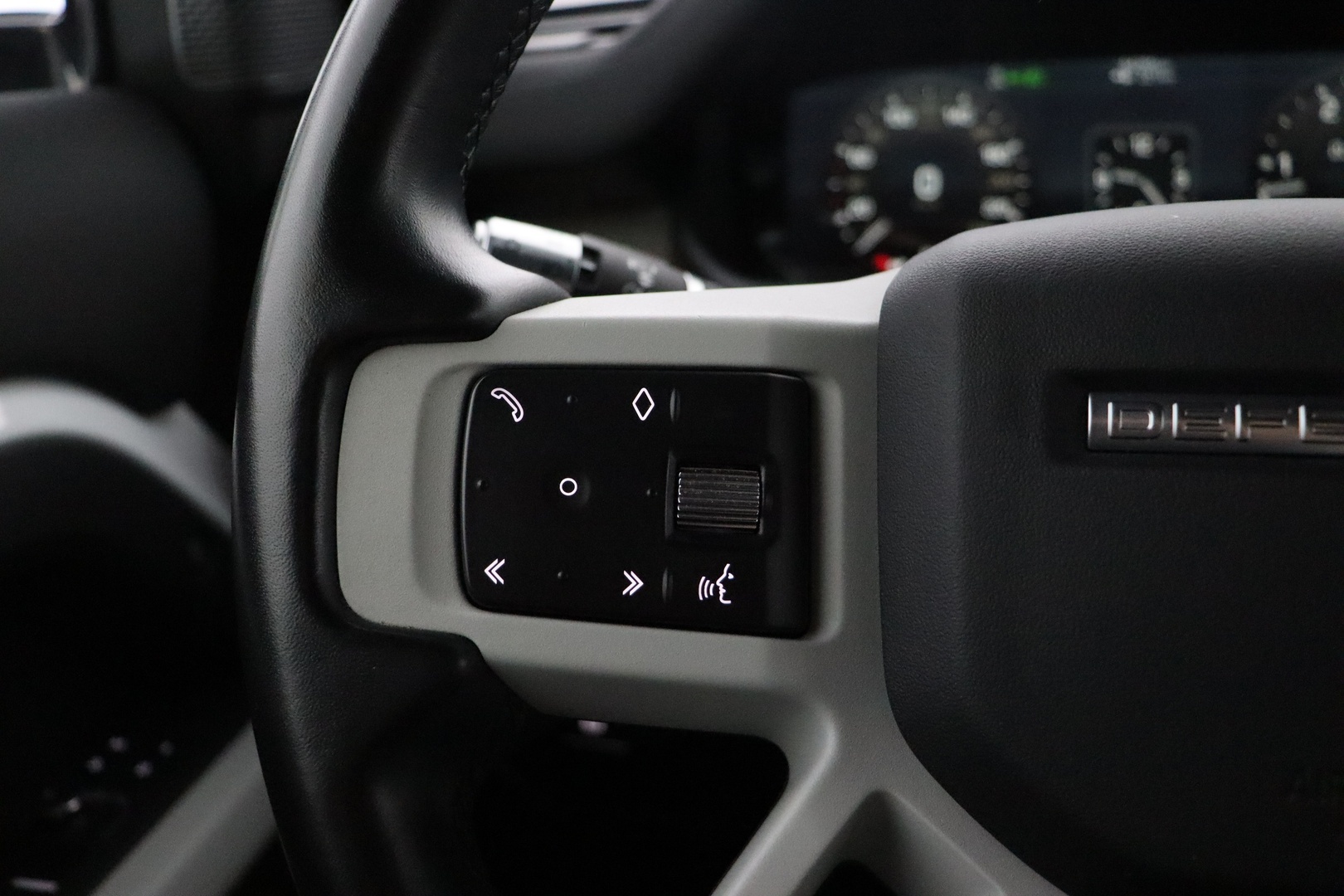 LAND ROVER Defender 2022