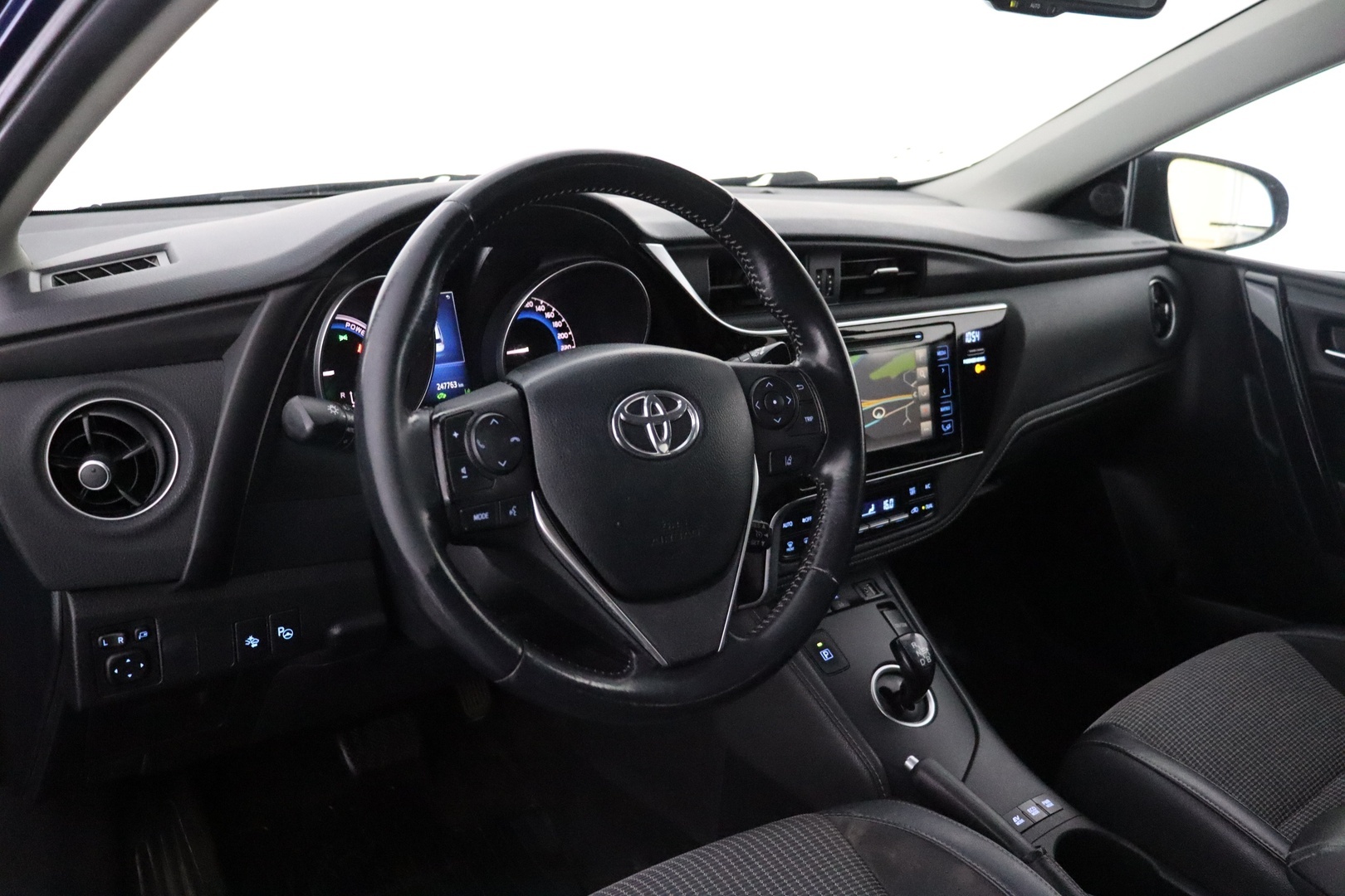 TOYOTA Auris 2018