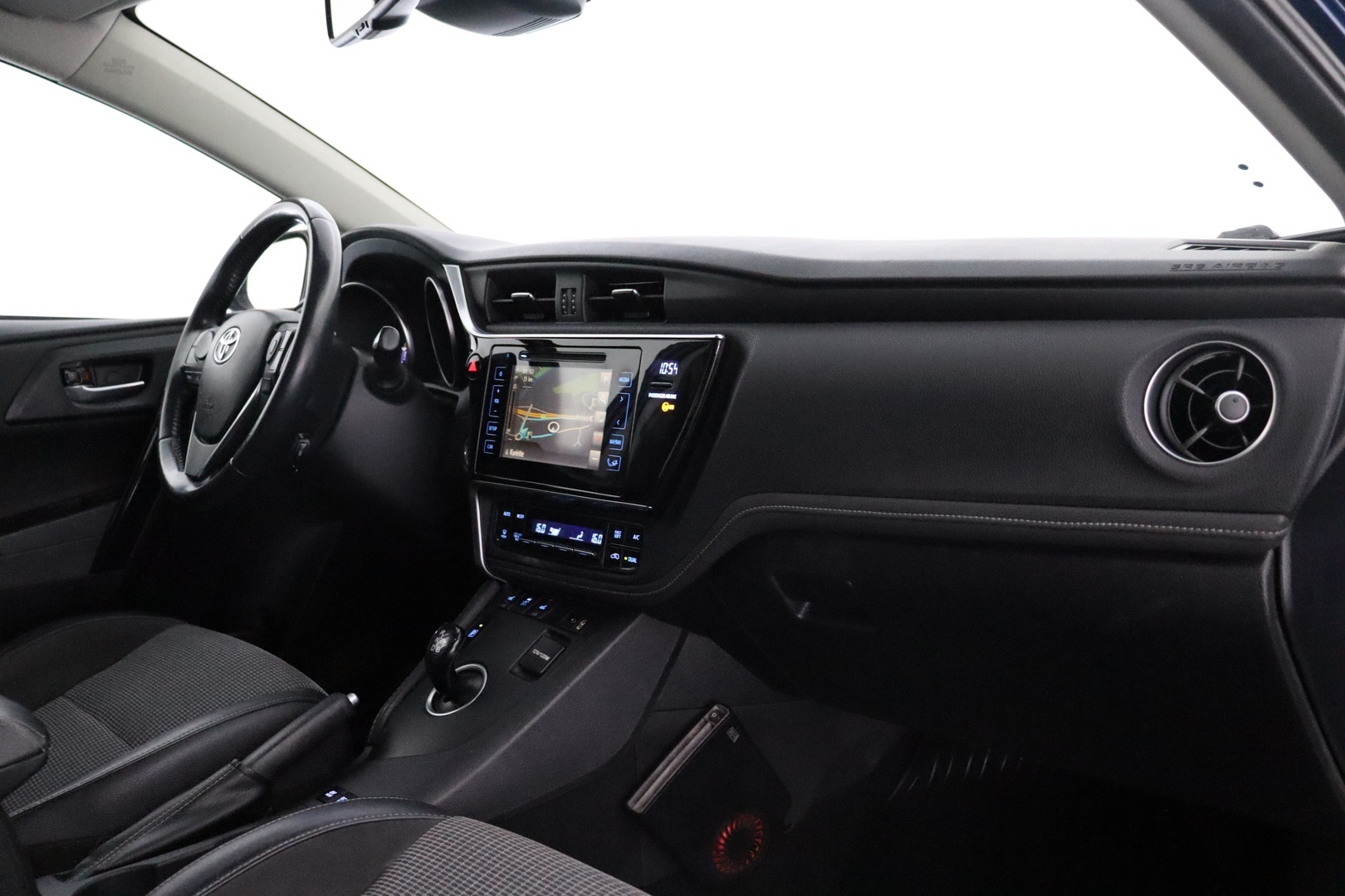 TOYOTA Auris 2018