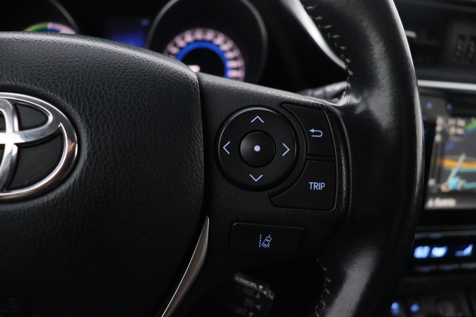 TOYOTA Auris 2018