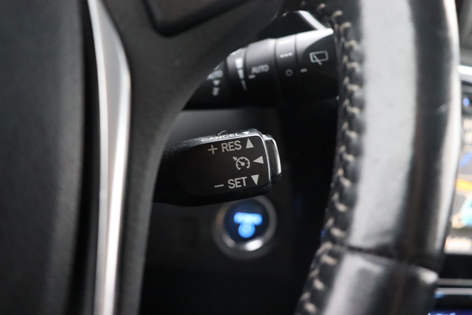 TOYOTA Auris 2018