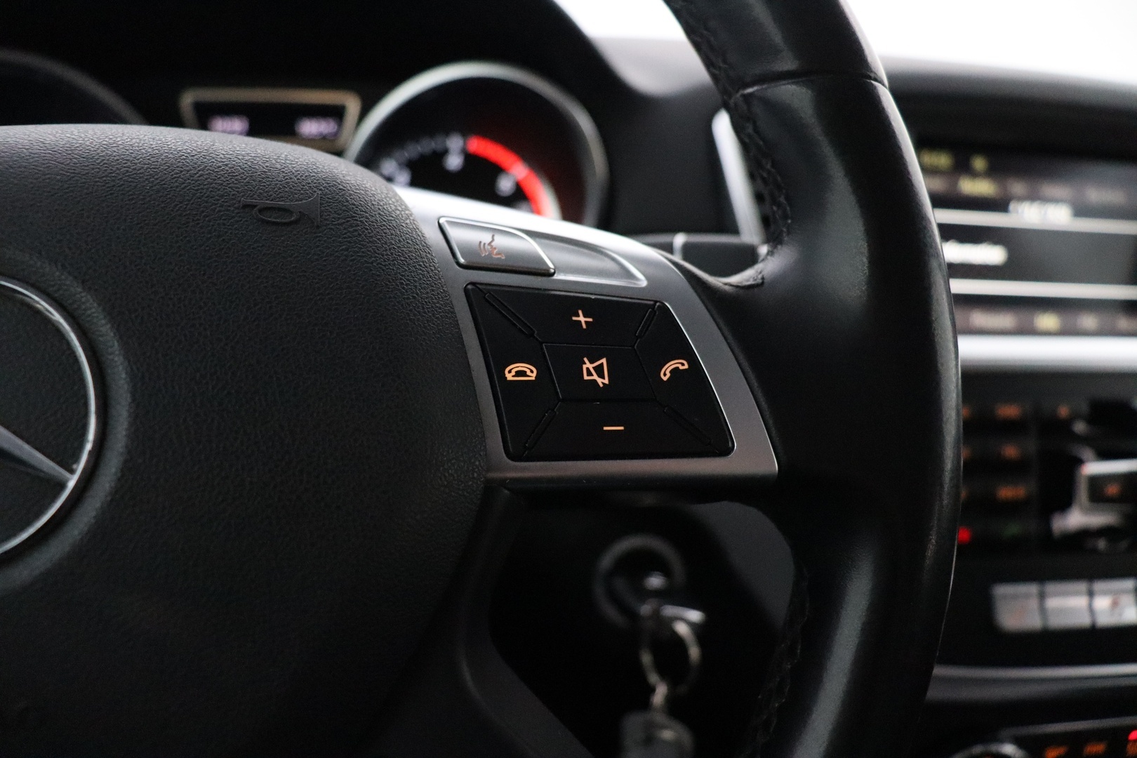 MERCEDES-BENZ ML 2013