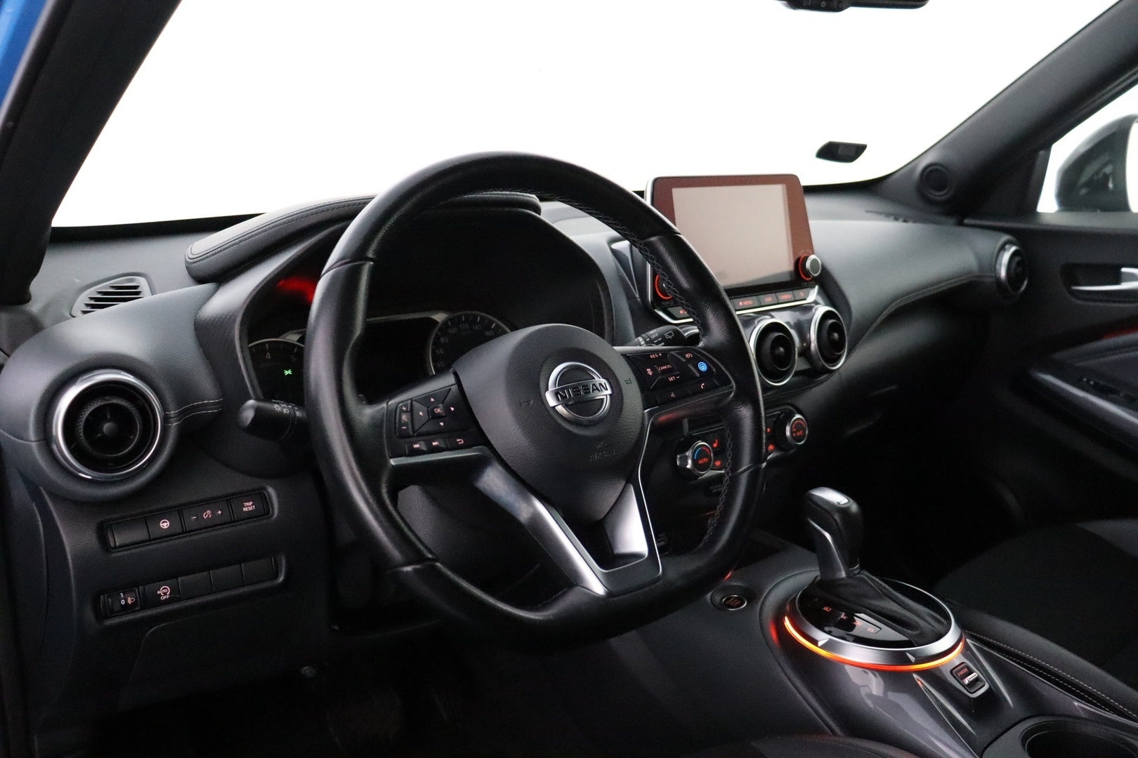 NISSAN Juke 2021