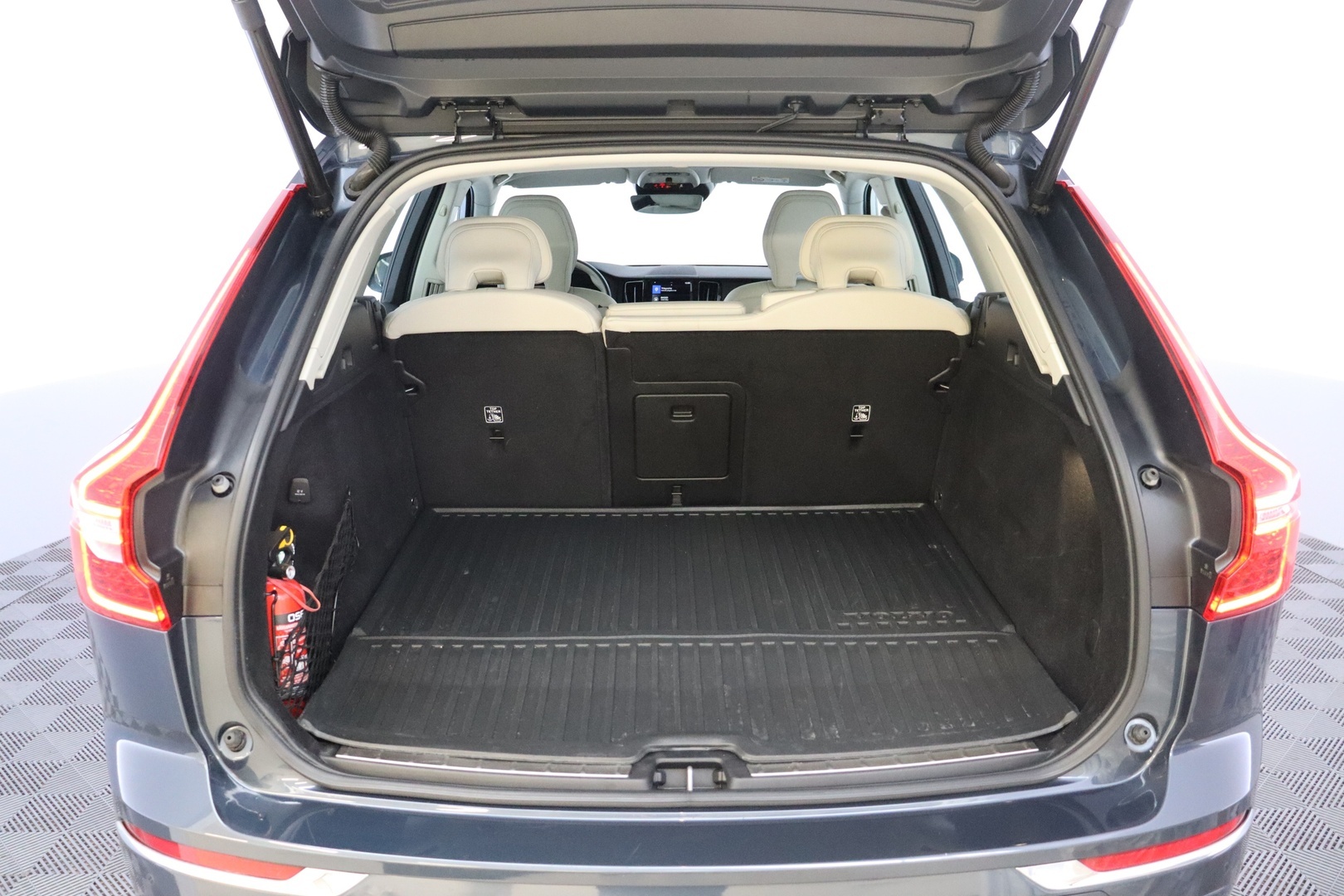 VOLVO XC60 2021