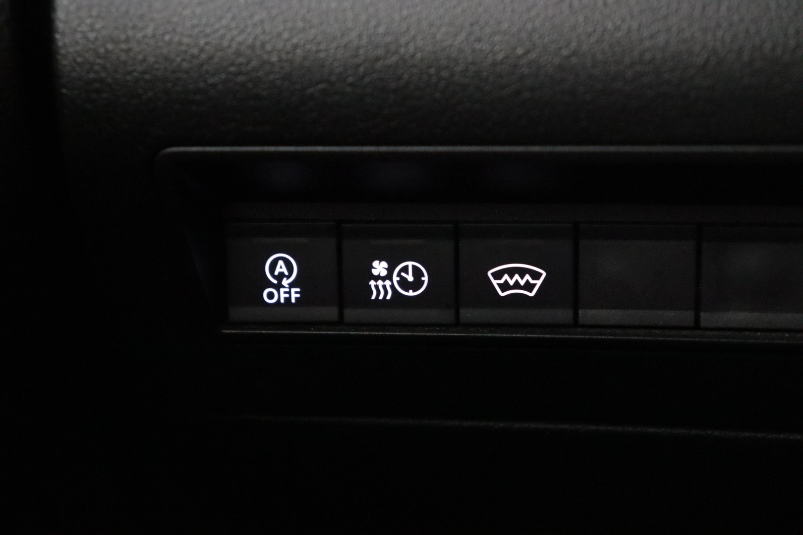 PEUGEOT Partner 2023