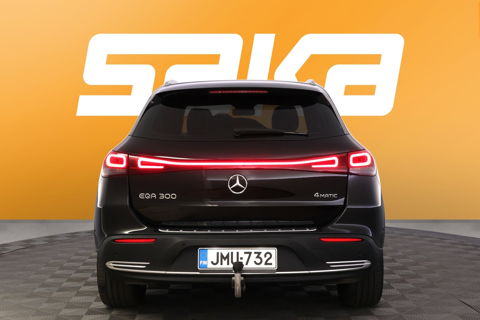 MERCEDES-BENZ EQA 2023