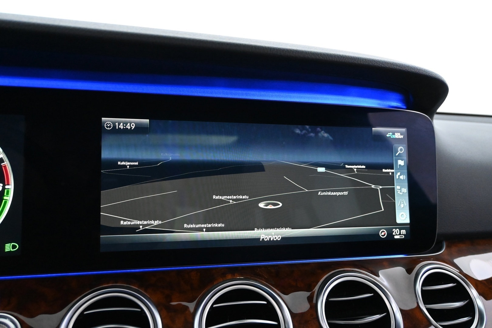 MERCEDES-BENZ E 2019