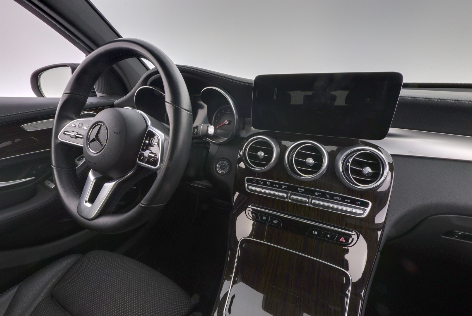 MERCEDES-BENZ GLC 2021