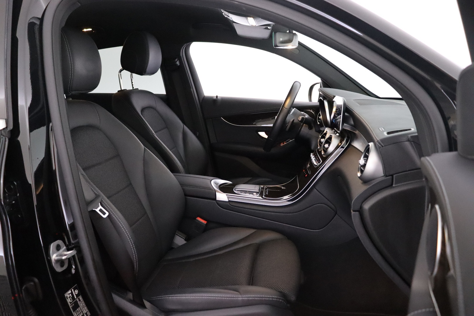 MERCEDES-BENZ GLC 2021